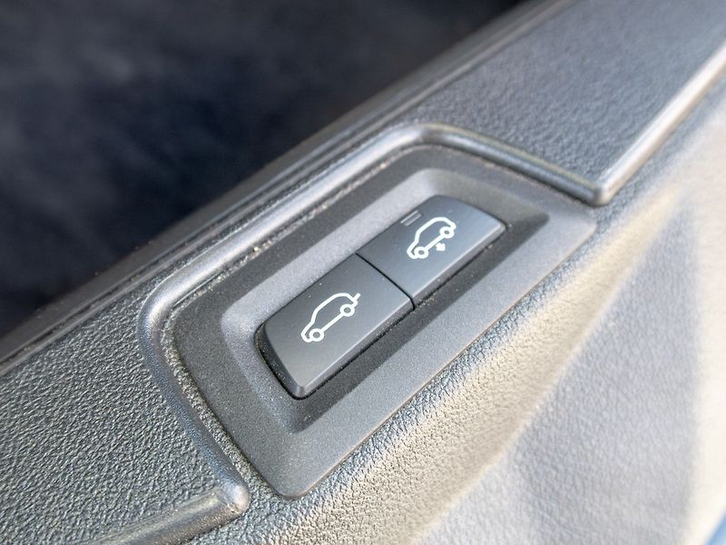 BMW X5 (2023) 3.0D 50E – NOVÉ V ČR - fotka 58 z 70