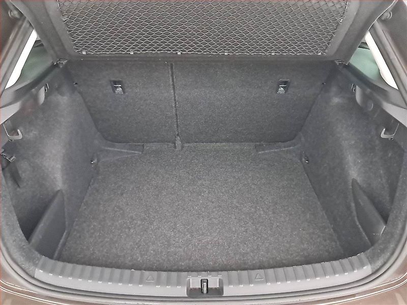 Škoda Scala (2021) 1.0 TSI, Automat, Tempomat - fotka 14 z 20