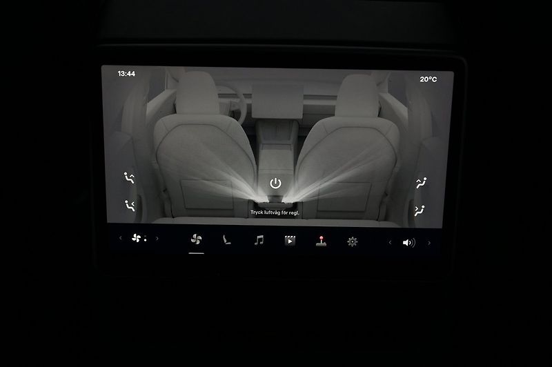Tesla Model 3 Long Range AWD SoH 93% - fotka 22 z 26