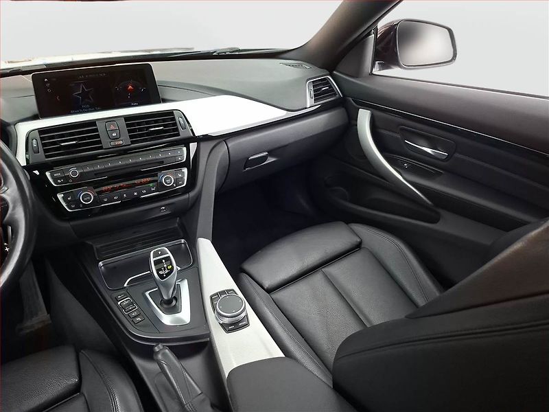 BMW Řada 4 (2019) M Paket 420d xDrive - fotka 8 z 20