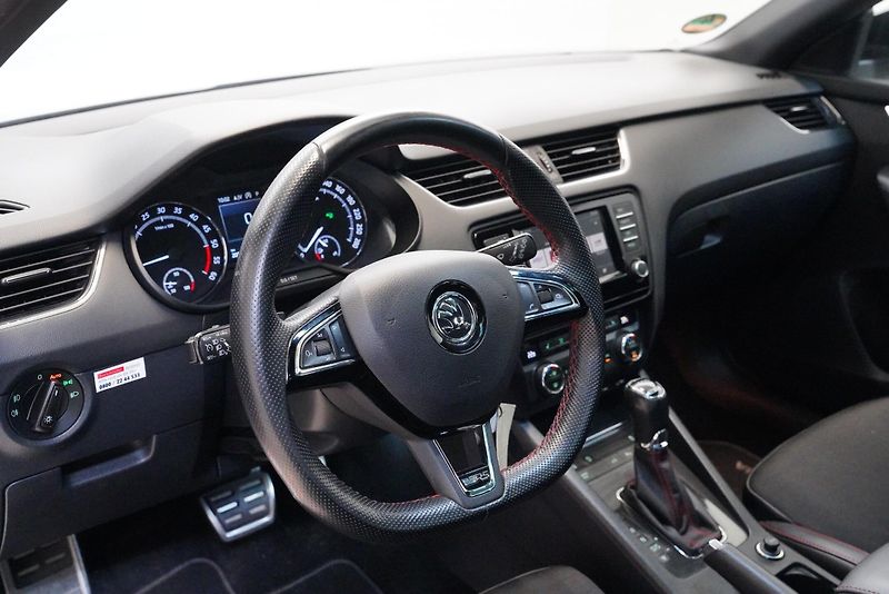 Škoda Octavia - fotka 14 z 29