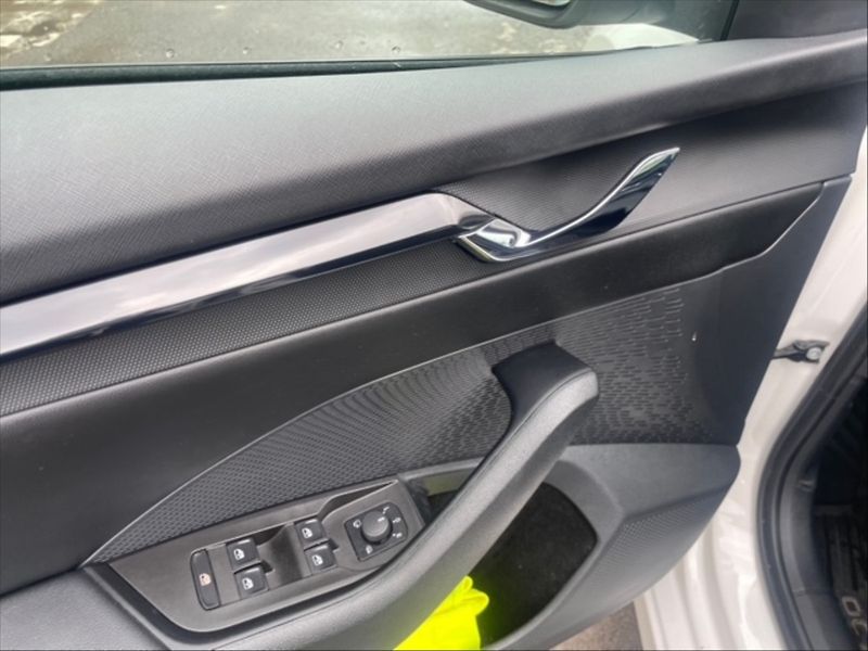 Škoda Octavia 2,0 TDI 85 Ambition - fotka 11 z 11