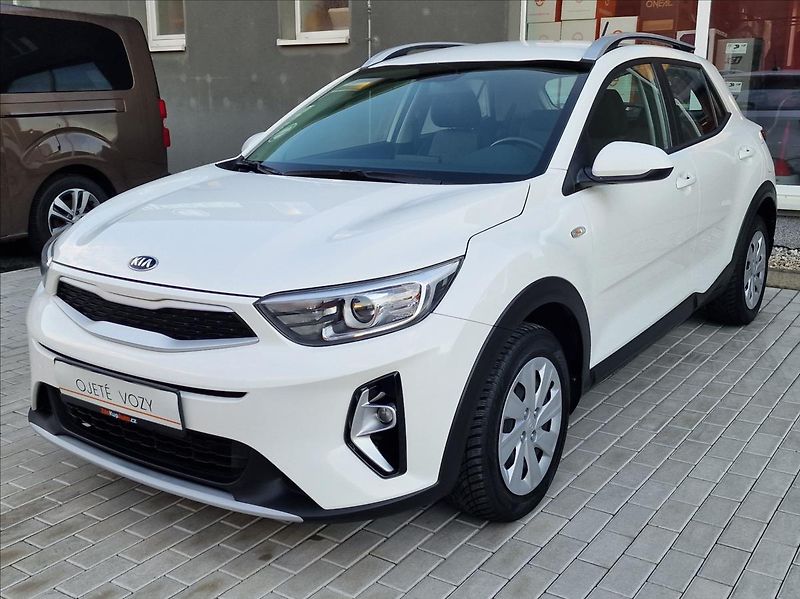 Kia Stonic 1.2 DPI 62kW Comfort,ČR,1.Maj - fotka 5 z 47