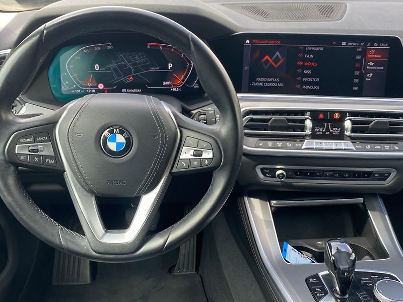 BMW X5 (2019) xDrive30d 195kW - fotka 13 z 31