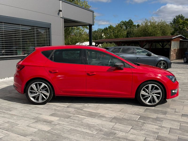 Seat Leon (2014) FR 1.4 TSI 90kW EA211 - fotka 4 z 39