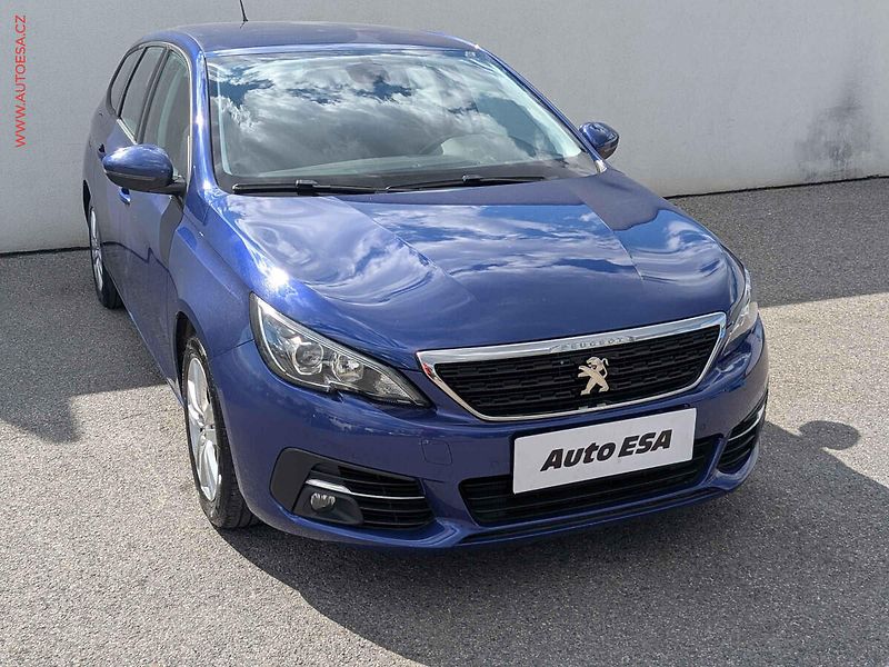 Peugeot 308 (2018) 1.6 HDi, 2.maj,ČR, AC, tempo - fotografie inzerátu