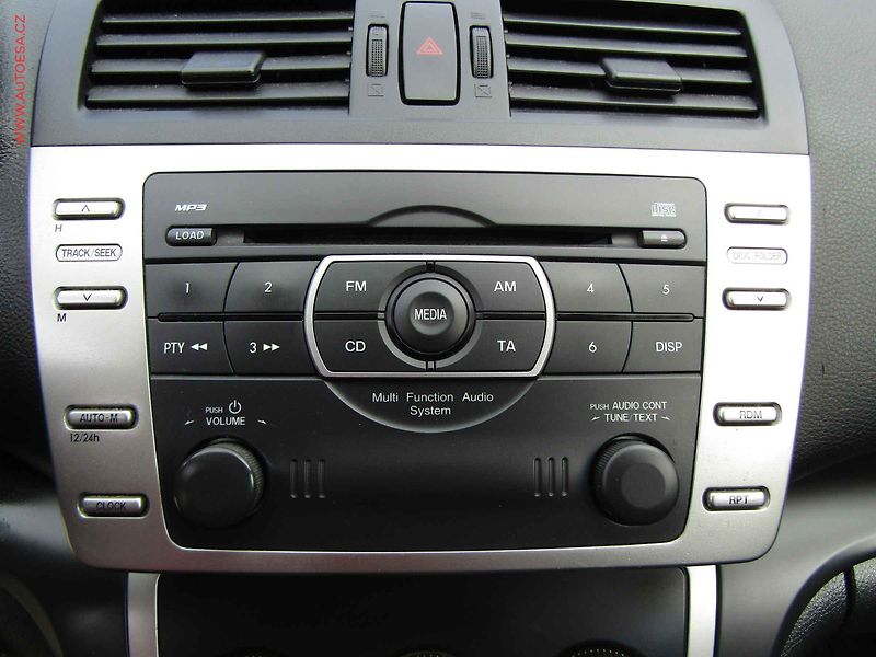 Mazda 6 (2008) 1.8i, ČR, AC, tažné - fotka 13 z 18