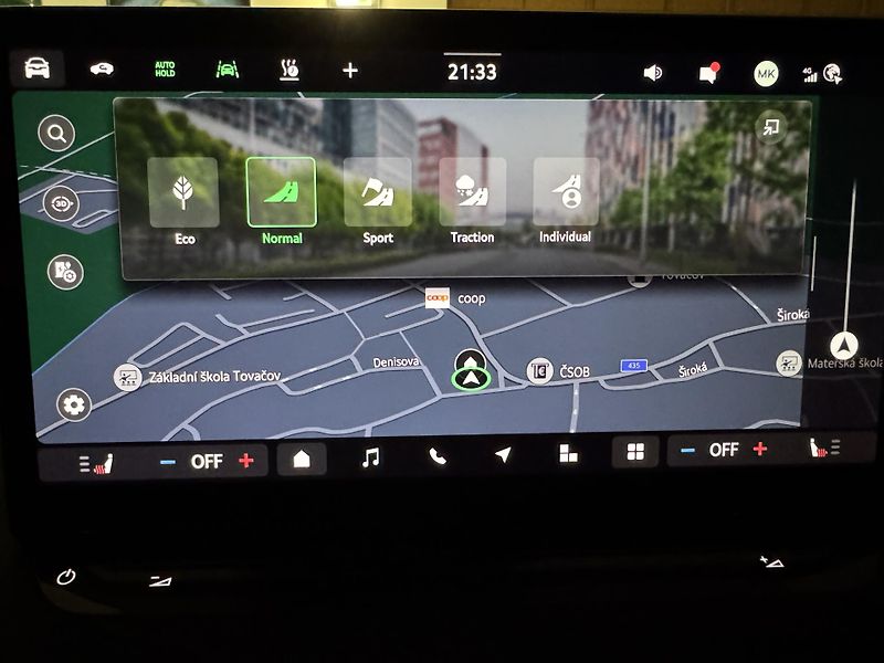 Škoda Enyaq (2025) RS 4x4 82 ČR ZÁRUKA 1 MAJITEL - fotka 17 z 35