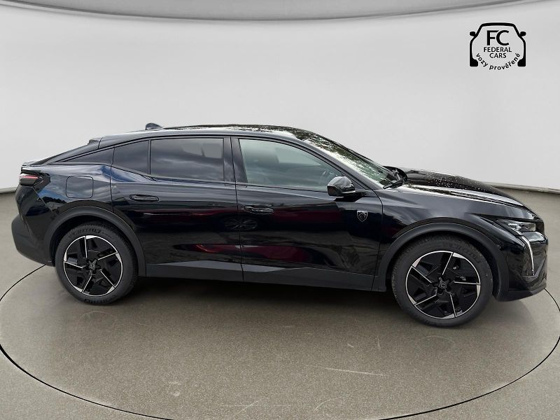 Peugeot 408 GT HYBRID 145 CH Rezervace - fotka 6 z 26