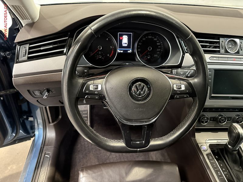 Volkswagen Passat (2016) 2.0TDi 4x4, ČR, Alltrack - fotka 17 z 26