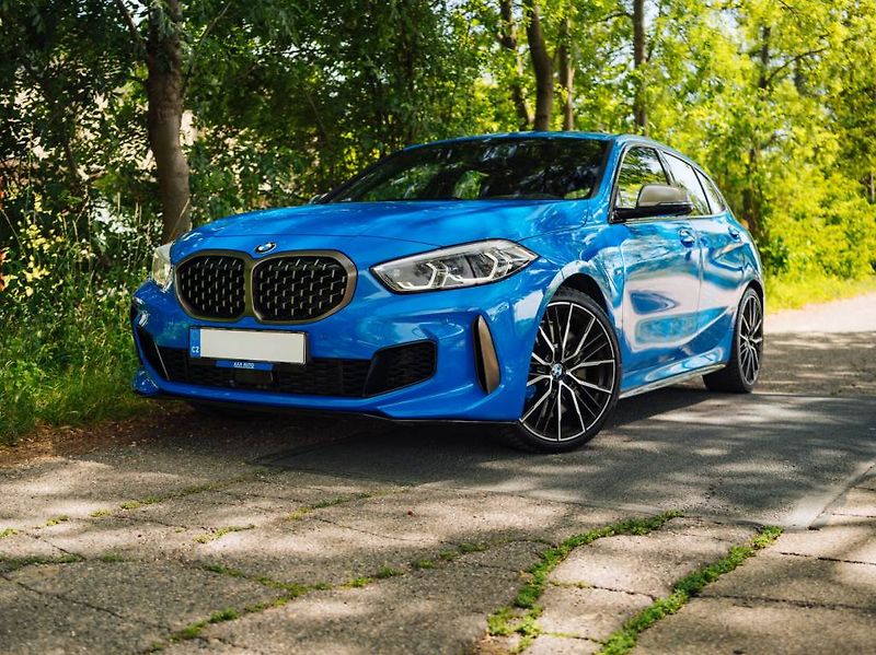 BMW Řada 1 (2019) M Sport M135i xDrive - fotografie inzerátu