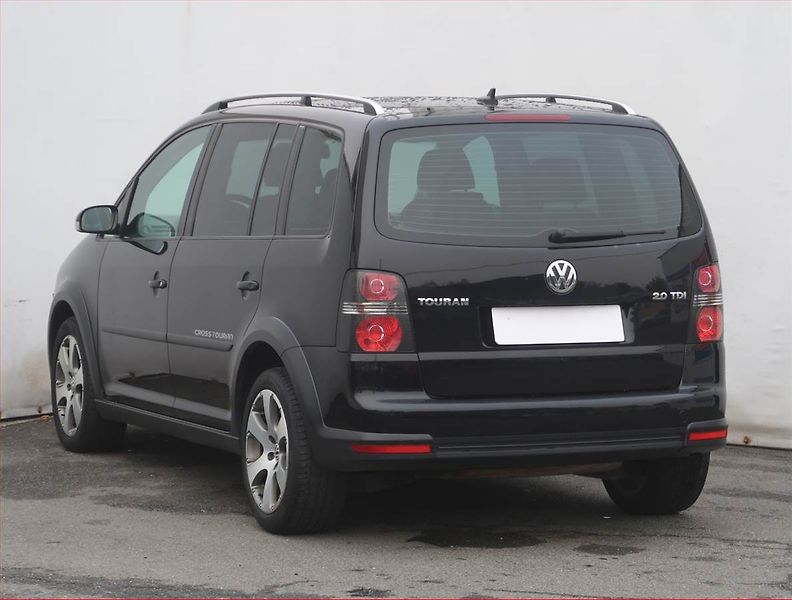 Volkswagen Touran (2008) Cross 2.0 TDI, Automat - fotka 4 z 19