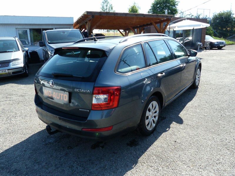 Škoda Octavia 1.6 tdi Greenline - fotka 5 z 19