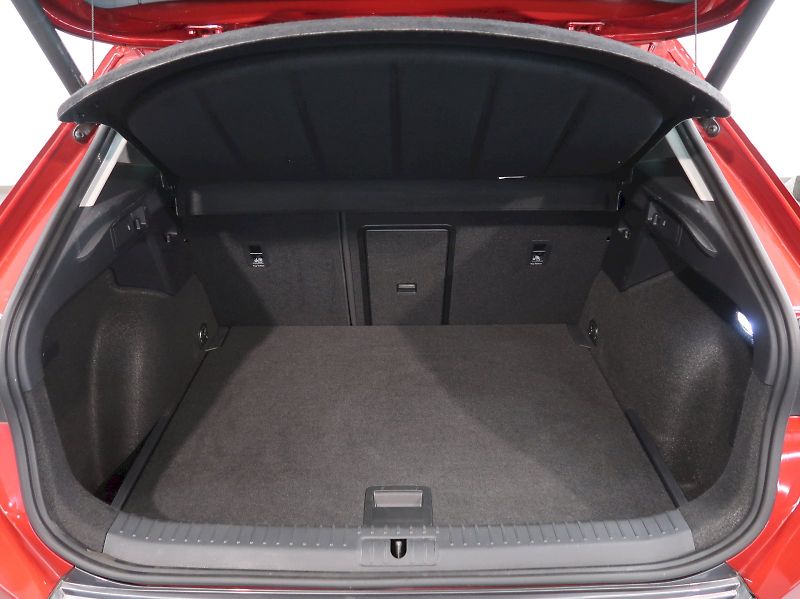 Cupra Formentor (2024) 1.5TSI 110KW DSG - fotka 42 z 45