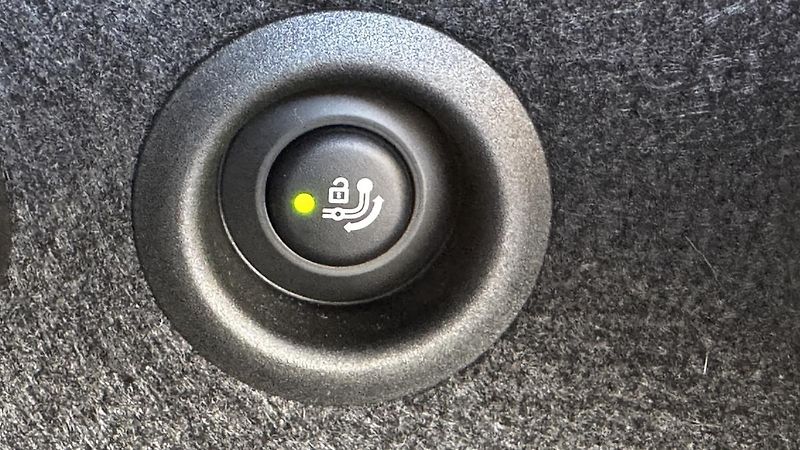 BMW X1 sDrive18d - fotka 13 z 15