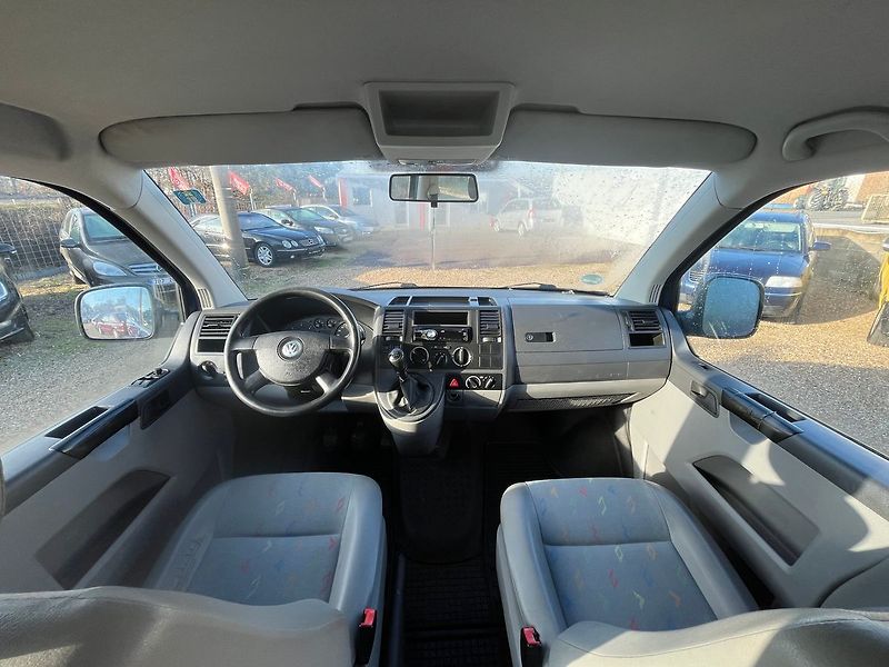 Volkswagen Caravelle 2.5TDI 96KW*8MIST* - fotka 19 z 24