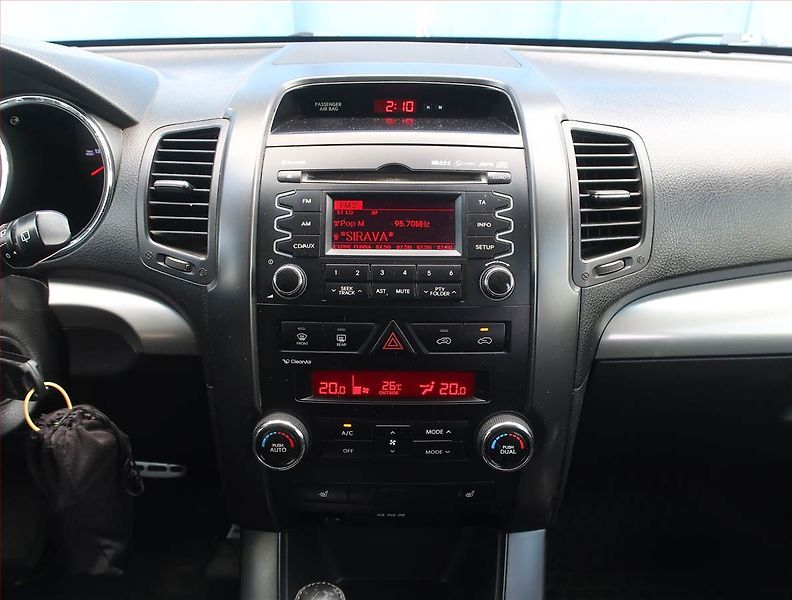Kia Sorento (2010) 2.2 CRDi, 4X4, Automat - fotka 12 z 18