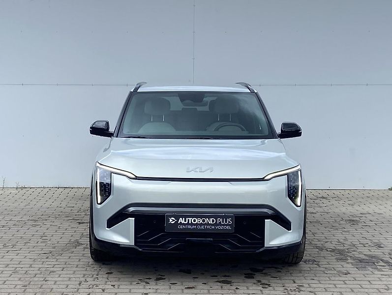 Kia EV3 81kWh GT-Line - fotka 4 z 25