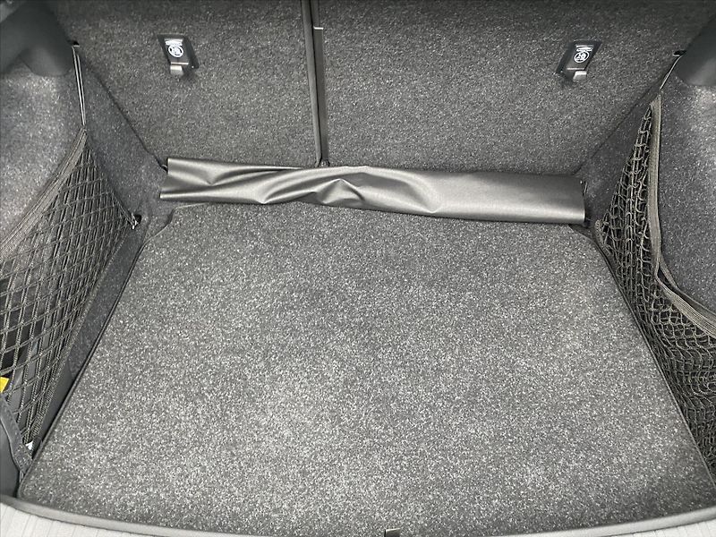 Škoda Scala 1,0 TSI 85kW Top Selection - fotka 27 z 30