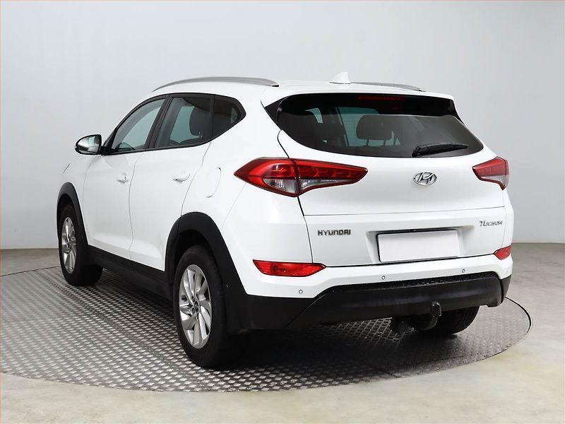 Hyundai Tucson (2016) 1.7 CRDi, Serv.kniha, Navi - fotka 4 z 16