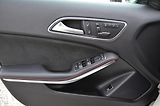 Mercedes-Benz GLA (2016) 220d 130kW 4Matic AMG LINE /ČR - náhled 23