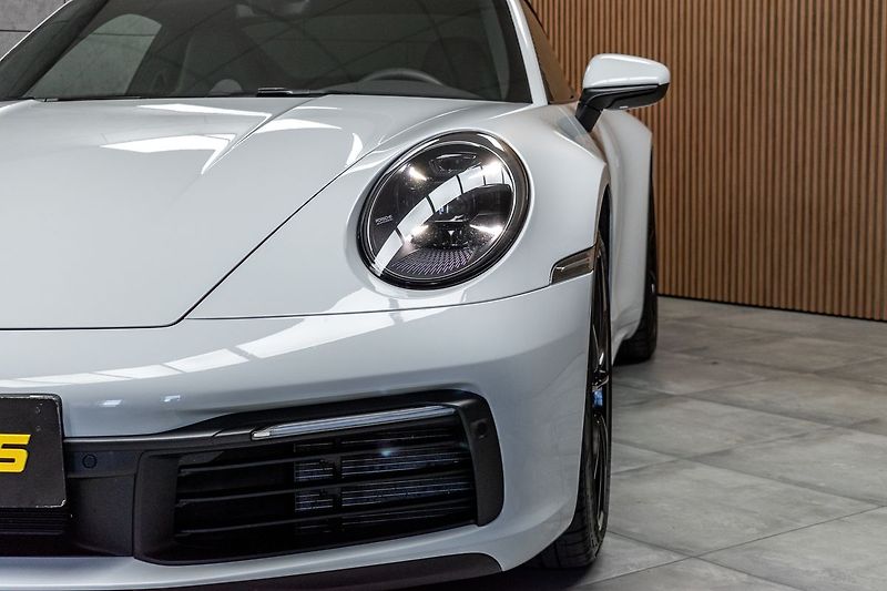 Porsche 911 992 CARRERA 4*BLACK PAKET*DPH* - fotka 32 z 37