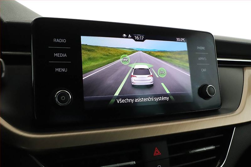 Škoda Scala (2023) Style 1.0 TSI, ČR,1.maj - fotka 16 z 19