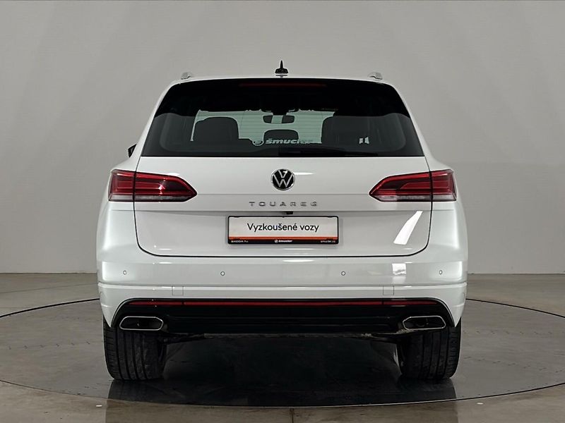 Volkswagen Touareg R-Line - fotka 17 z 30