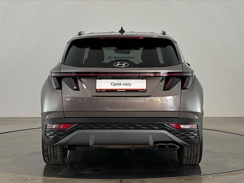 Hyundai Tucson Style 4x4 DCT - fotka 17 z 30