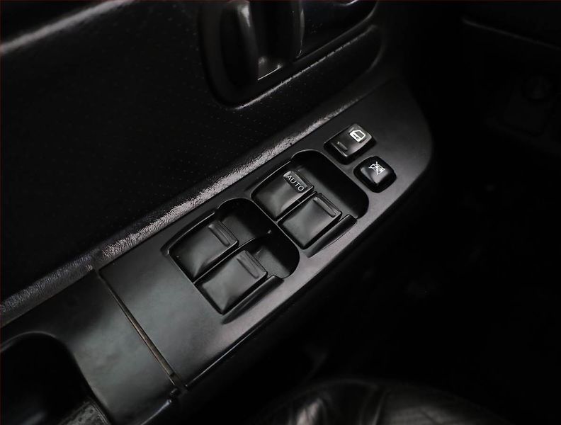 Nissan Terrano (2005) 3.0 Di , 4X4 - fotka 15 z 19
