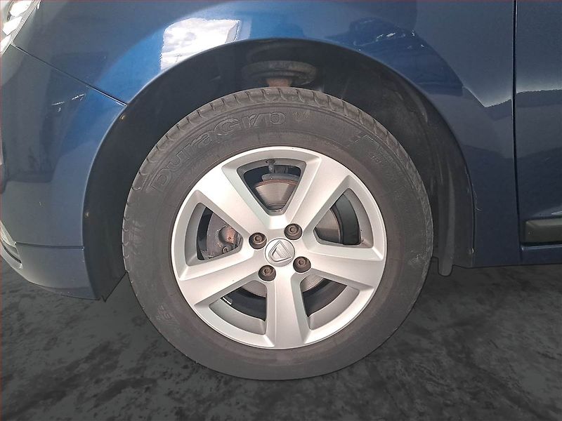 Dacia Logan (2018) 1.0 SCe, ČR,1.maj - fotka 14 z 15