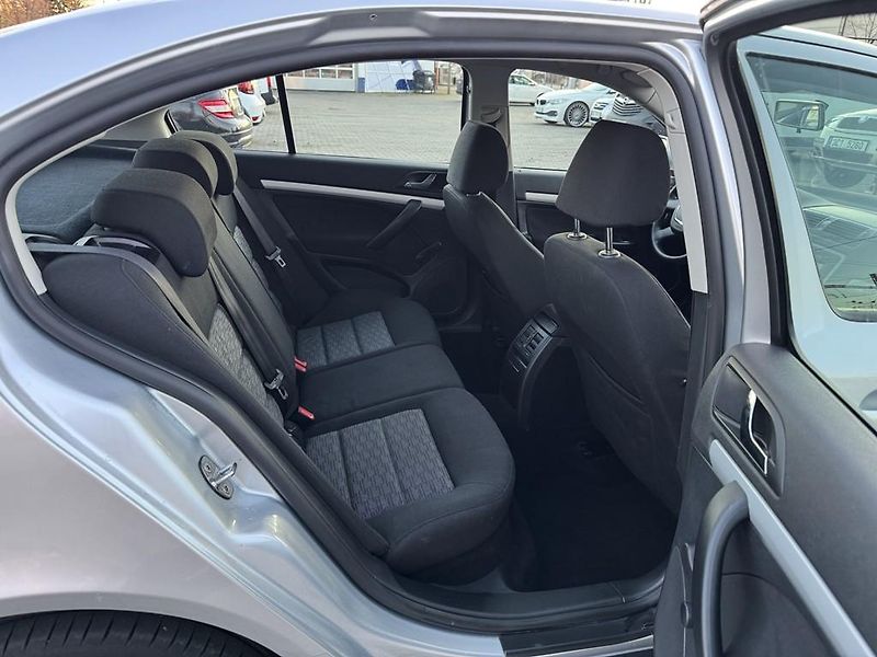 Škoda Octavia 1.4 TSI 90 kW DSG, aut. klima - fotka 10 z 17