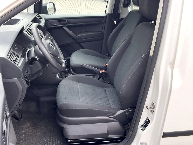 Volkswagen Caddy (2017) Kombi 1,4TGi 81kW 6man - fotka 15 z 20