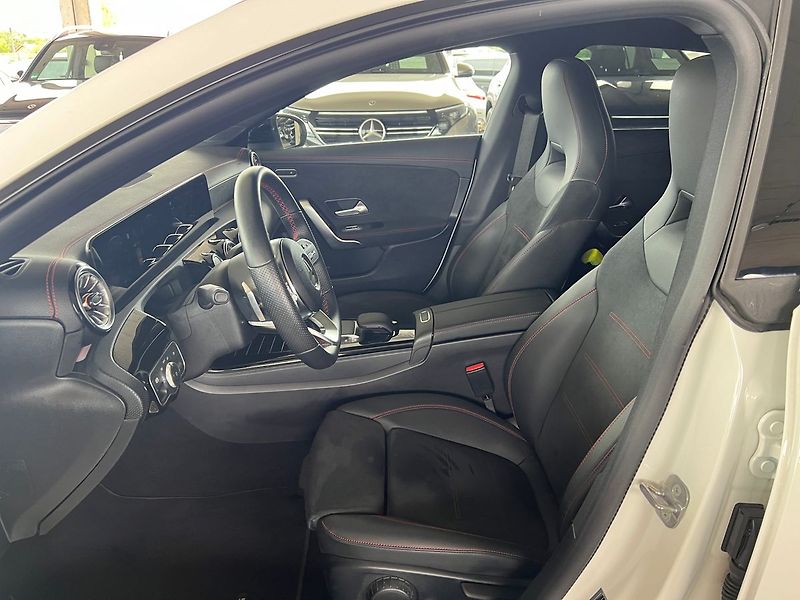 Mercedes-Benz CLA 200d 4M SB - fotka 10 z 15