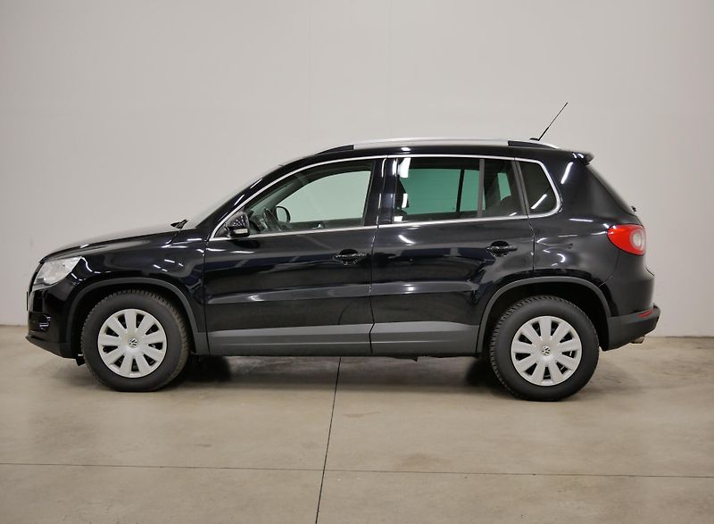 Volkswagen Tiguan - fotka 3 z 25