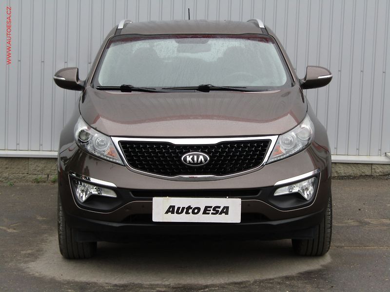 Kia Sportage (2016) 2.0 CRDi 4x4, ČR, TOP, AT - fotka 2 z 18