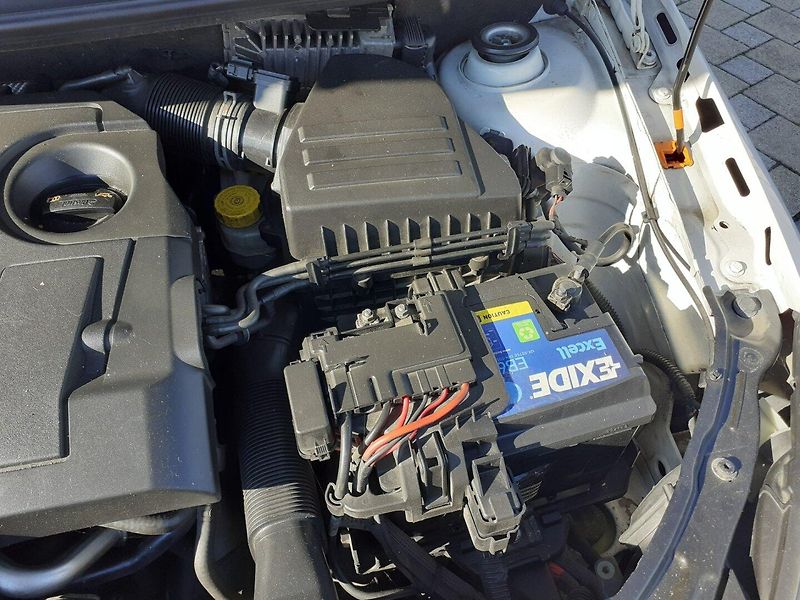 Škoda Fabia (2010) KOMBI 1.6 TDI - fotka 19 z 37