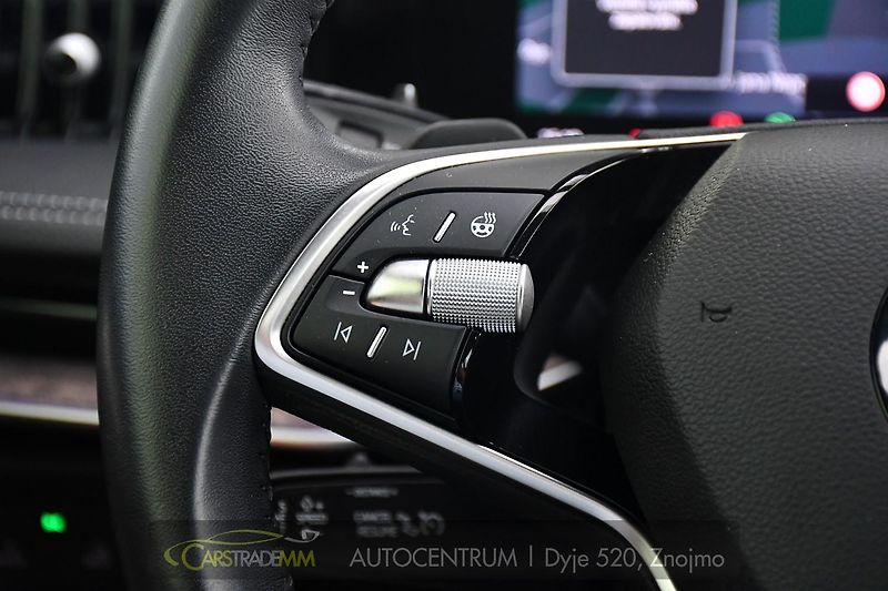 Škoda Superb 2.0TDi 142kW L&K 4x4 - fotka 27 z 61