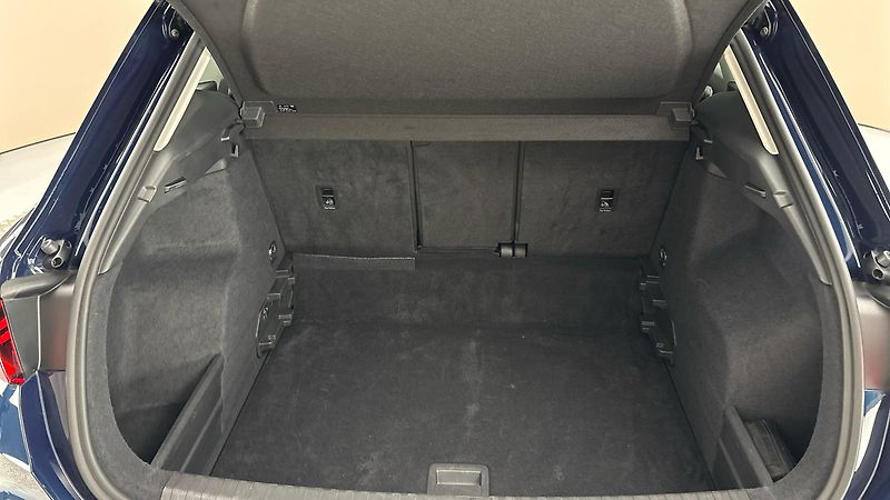 Audi Q3 2.0 35TDI S Tronic - fotka 17 z 24