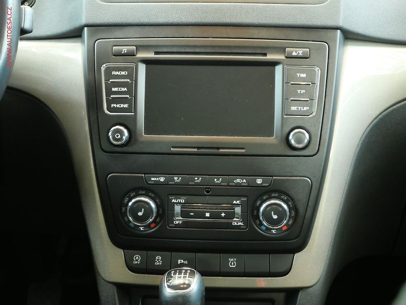 Škoda Yeti (2014) 2.0TDI, ČR, Xenon, AC - fotka 13 z 24