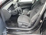 Škoda Superb (2014) 2.0 TDi 4x4, ČR, Active - náhled 9
