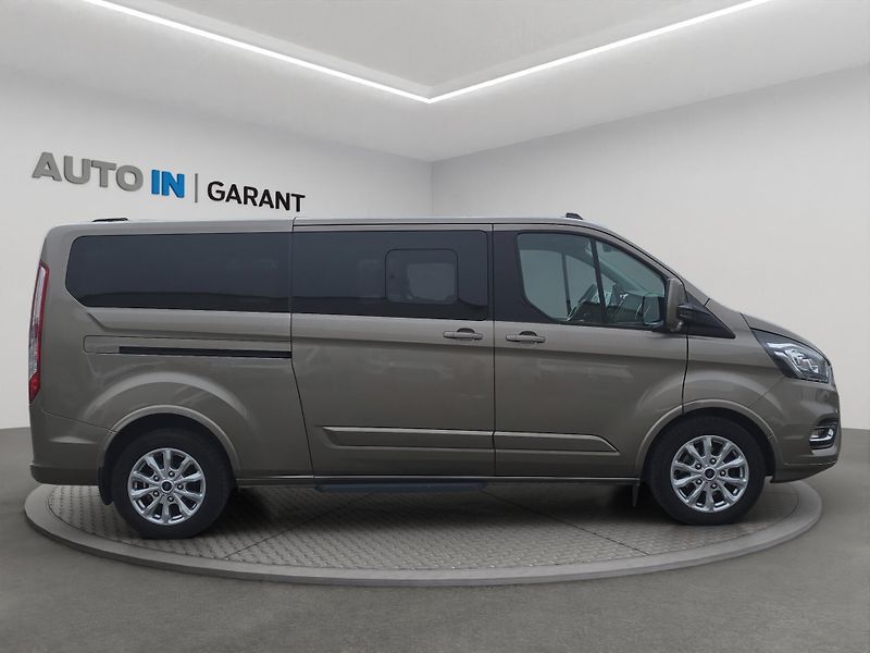 Ford Tourneo Custom (2020) 2.0 EcoBlue MHEV 136kW, 1. Maj - fotka 4 z 22
