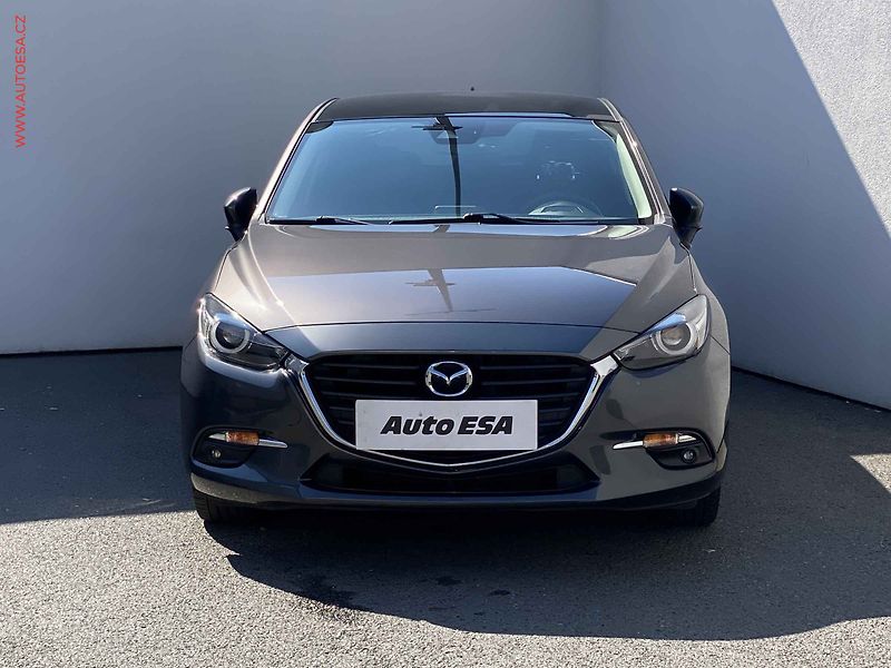 Mazda 3 (2019) 2.0i, LED, navi - fotka 2 z 21