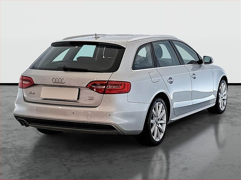 Audi A4 (2013) 2.0 TDI, 4X4, Automat, Navi - fotka 5 z 17