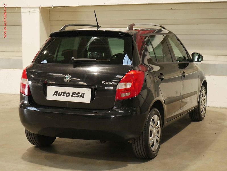 Škoda Fabia (2012) 1.2i, ČR, AC, STK9/28 - fotka 6 z 15