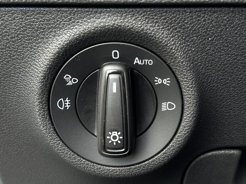 Škoda Karoq 1.5TSi DSG 150PS Sportline Mat - fotka 14 z 46