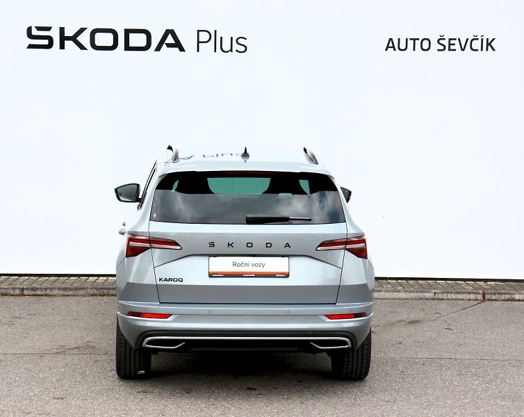 Škoda Karoq (2026) SportLine 1,5 TSI 110 kW 7 AP - fotka 9 z 22