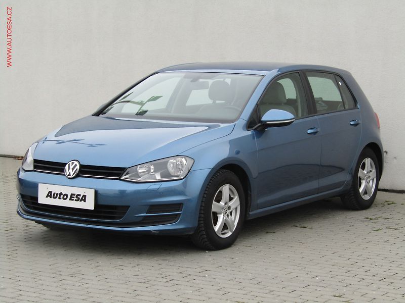 Volkswagen Golf (2013) 1.2 TSi, AC, park.asist - fotka 3 z 16