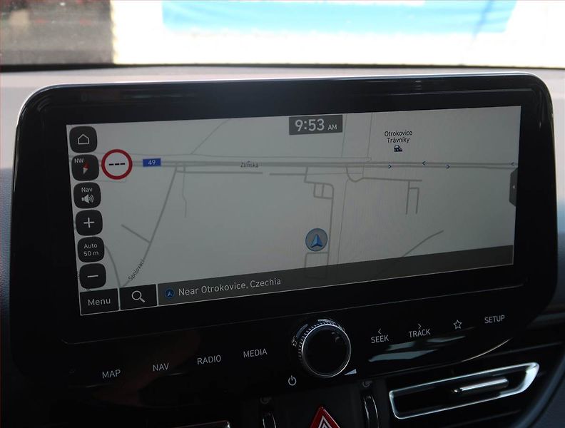 Hyundai i30 (2022) N-Line 1.5 T-GDI MHEV, ČR - fotka 13 z 21