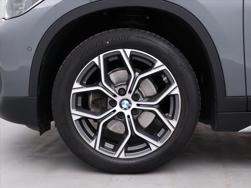 BMW X1 2.0 18d sDrive 110kW CZ - fotka 31 z 31